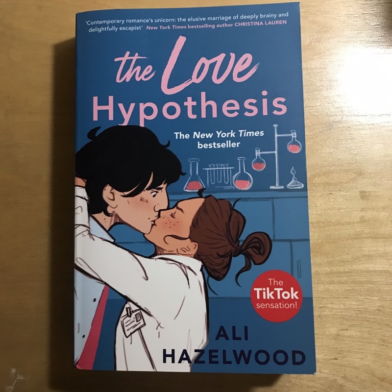 The Love Hypothesis (Preloved)