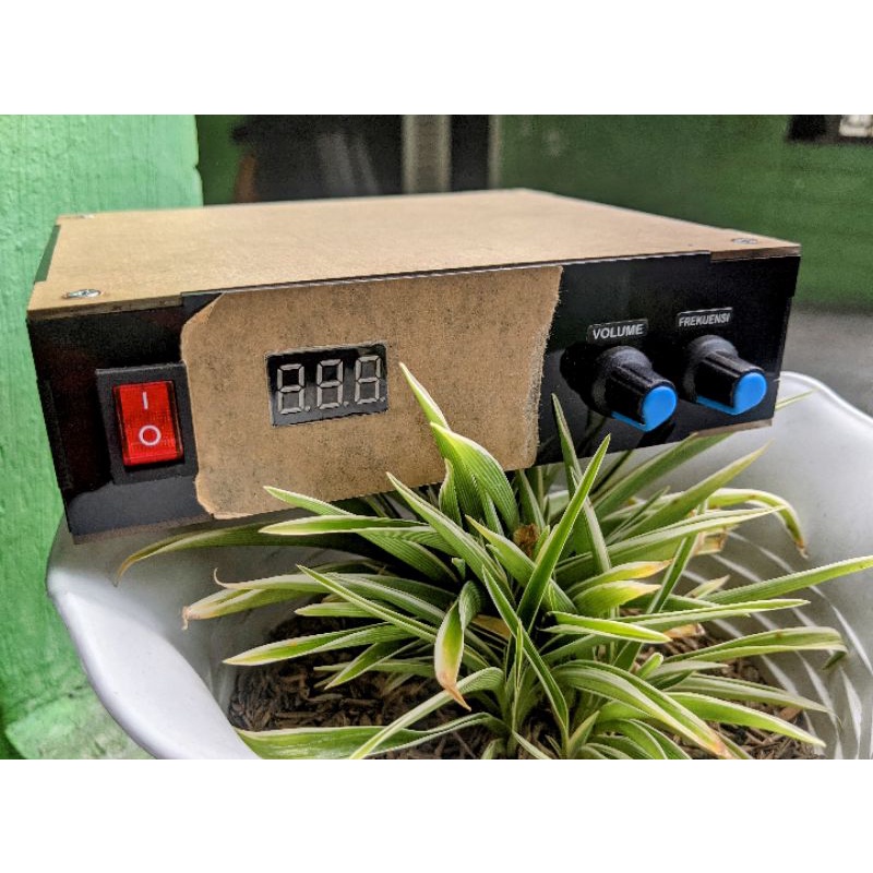Amplifier mini subwoofer listrik