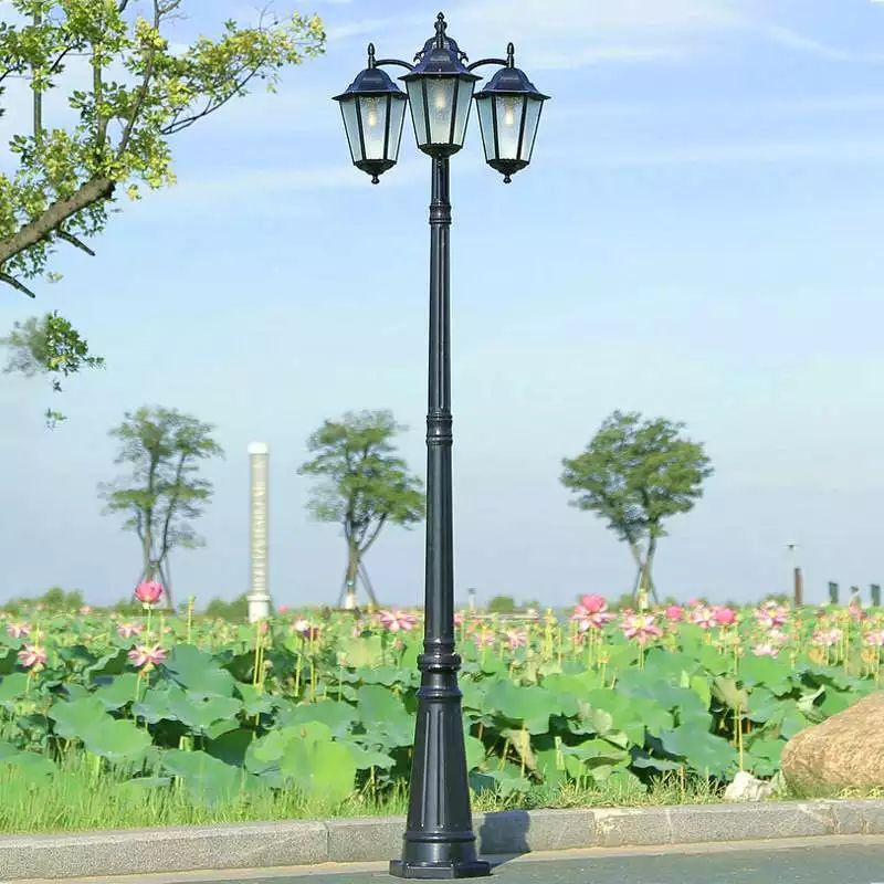 LAMPU TAMAN, LAMPU TIANG OUTDOOR 3 CABANG TINGGI 3 METER