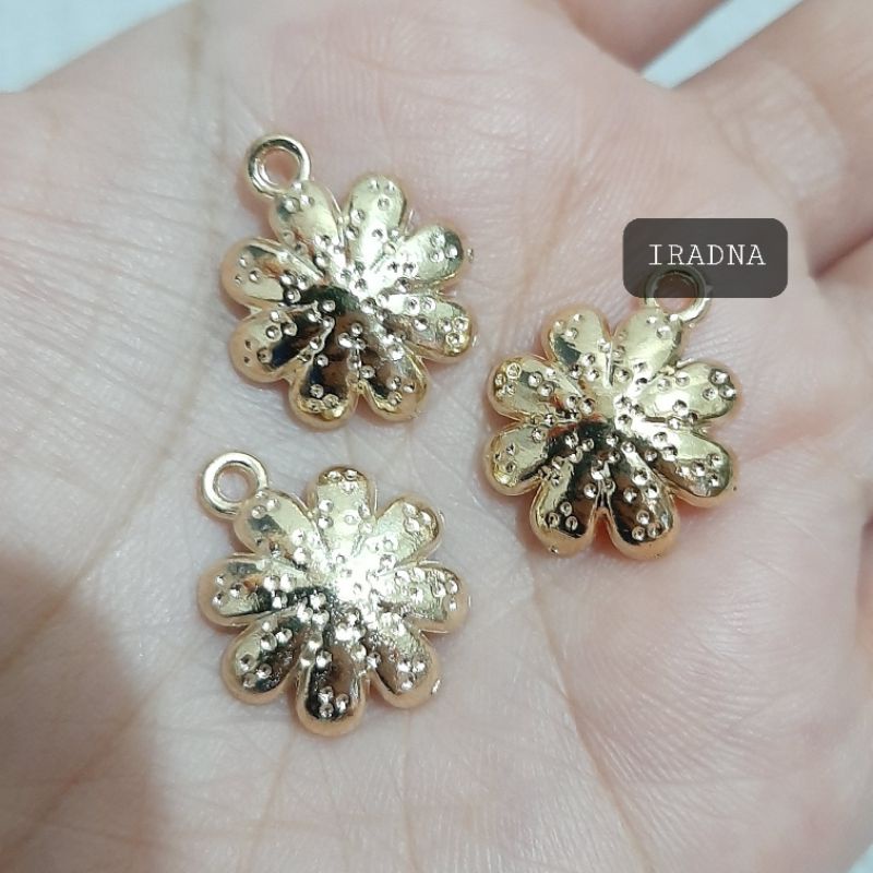 Charm Bandul Kalung Liontin Gelang Enamel Bunga Daisy Bahan Alloy Craft DIY Aksesoris