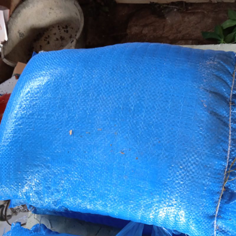 

garam grosok berat 1 kg