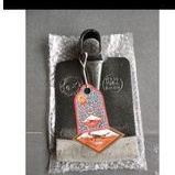 cangkul cap buaya emas garment