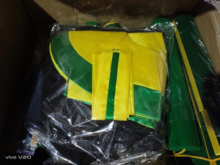 Baju Wisuda Tk Bahan Gabardin Set Tanpa Tabung Dan Bandul