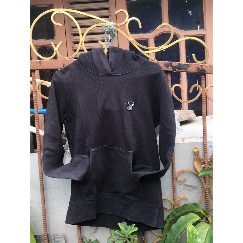 hoodie uniqlo x kaws x peanuts