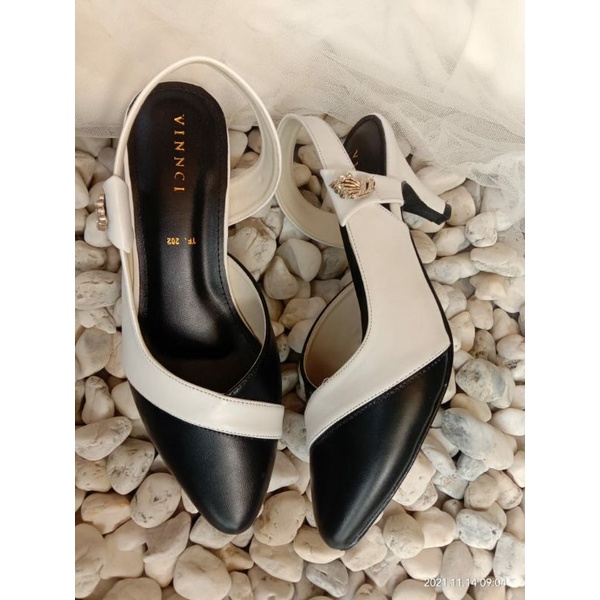 VINNCI PREMIUM by Misuta Reiza Heels