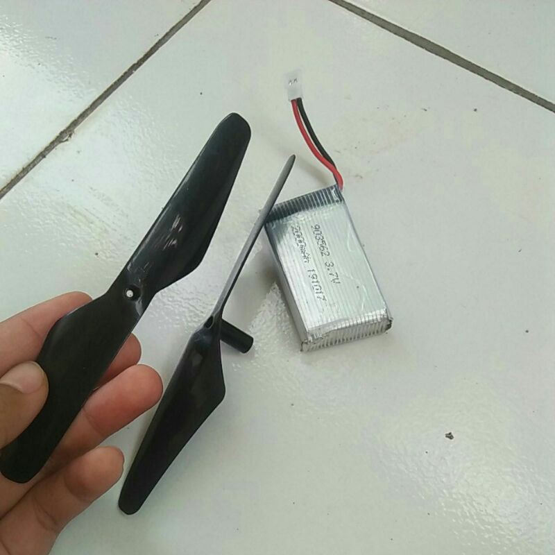 baling-baling drone hjhrc