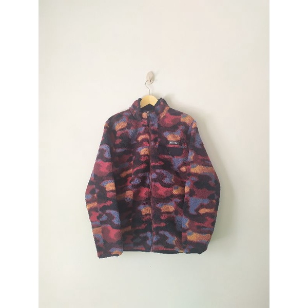 Original columbia outdoor jaket motif