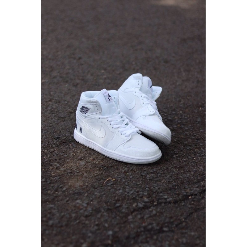 jordan 4 triple white