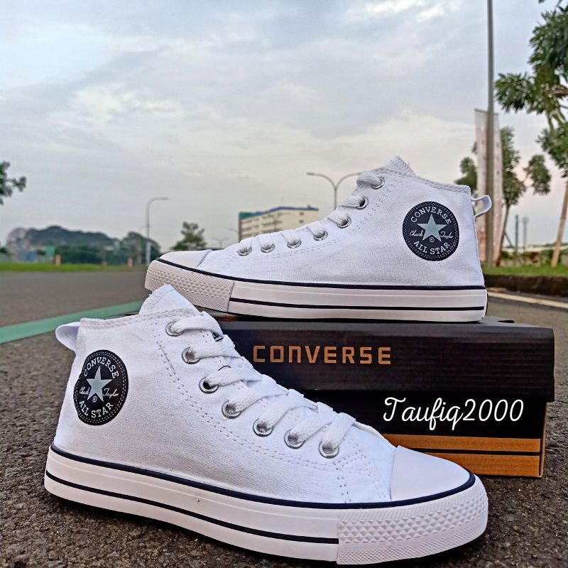 Sepatu Converse Semi Boot Sneakers Pria Wanita