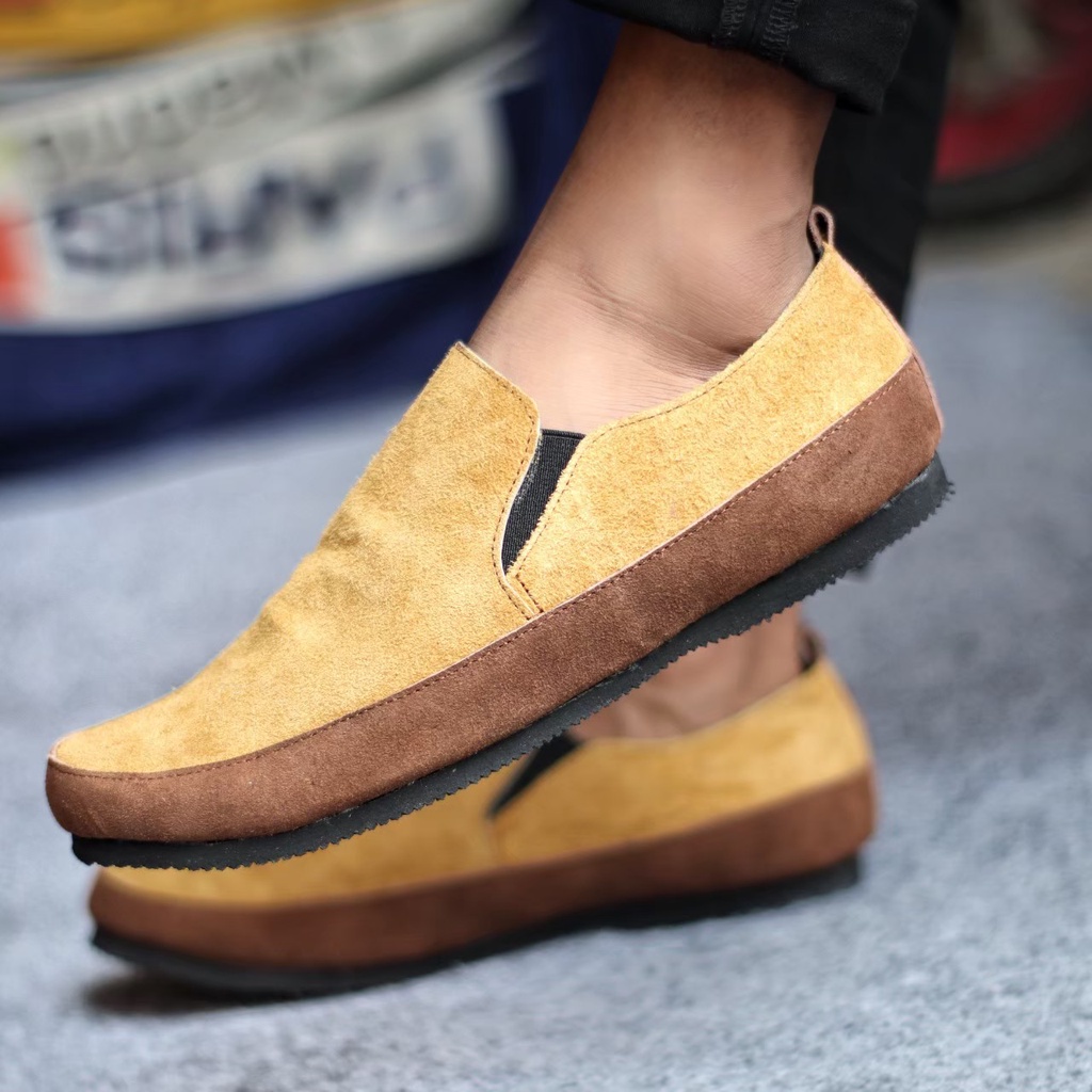 ENOZSTORE I Sepatu Slop Pria Kasual Original Kulit Suede Slip On Cowo Murah Promo Shopee Keren Trendy Modis