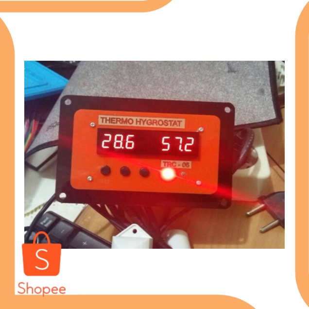 

Promo onderdil 2 in 1 - Thermostat Hygrostat Thermometer Hygrometer Digi Diskon