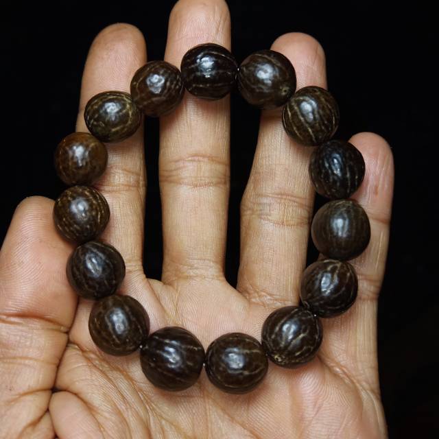 Gelang biji gebang