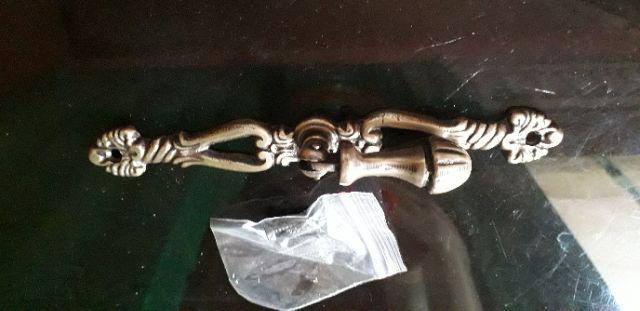 Handle Laci / Tarikan Lemari & Laci Kuningan Antik 071