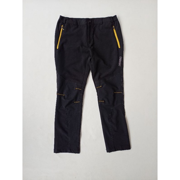 Celana Outdoor Praus