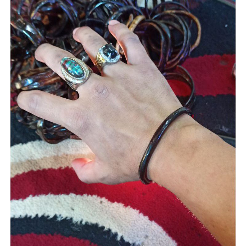 GELANG AKAR BAHAR MERAH TEMBUS CAHAYA GELANG BAHAR MERAH ALPAKA GELANG AKAR BAHAR MERAH ORIGINAL
