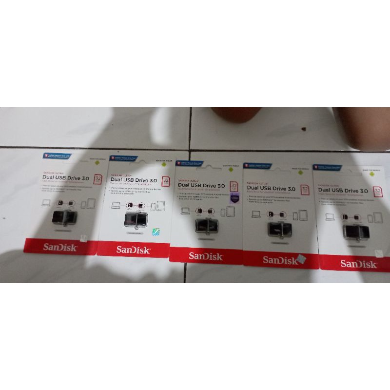 sandisk DUAL USB DRIVE 3.0 32GB