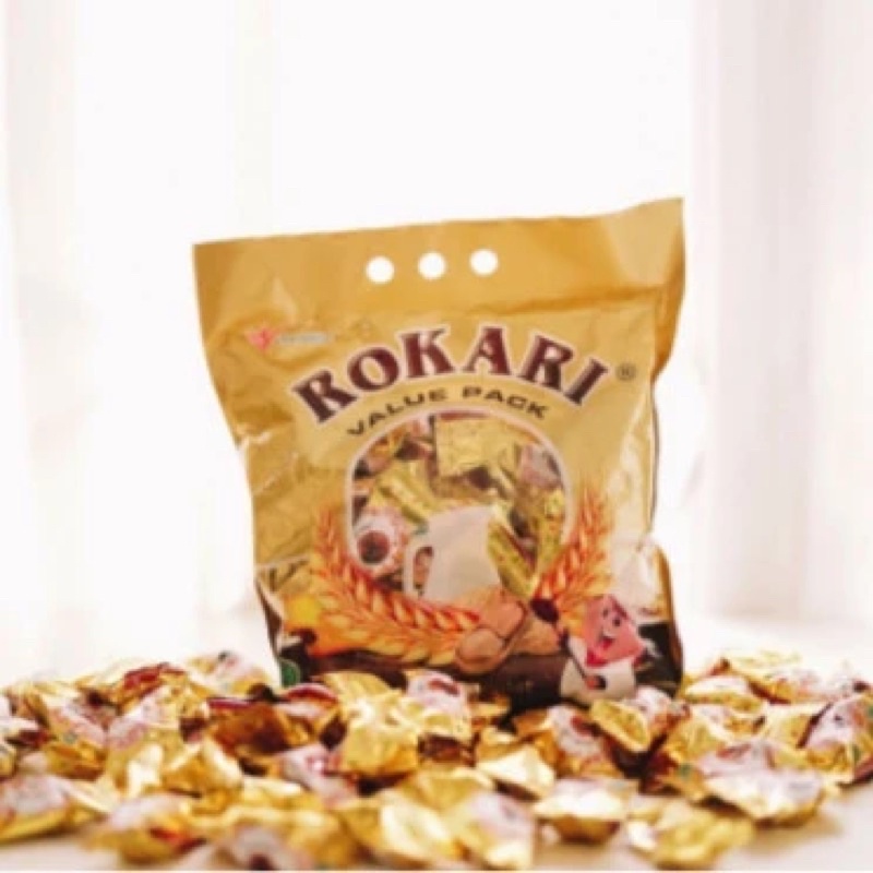 Rokari Wafer Salut Coklat Kacang Bulat isi 50pcs