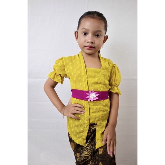 Kebaya Anak Terbaru Uragiri - Kebaya anak Bali - kebaya anak Bet - kebaya anak kutubaru - kebaya anak lengan kerut