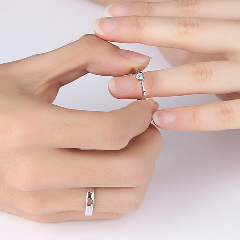 1pc Cincin Jari Bentuk Hati Model Hollow Untuk Hadiah Pernikahan