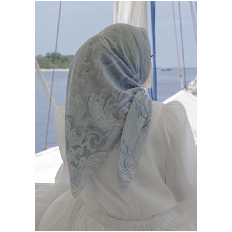 Buttonscarves The Wave - Lagoon (Preloved)