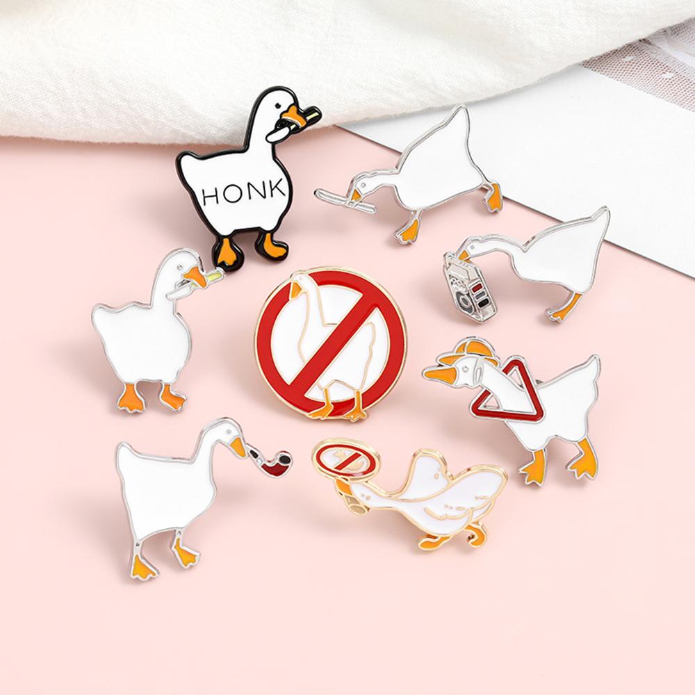 Needway Enamel Pin Lucu 1pc Hadiah Untuk Teman Anak Fashion Perhiasan Ransel Lencana Hewan Lucu Kerah Pin