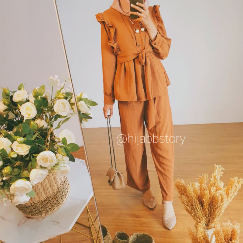 READY BARU SETELAN MENZELIA MENZEL Oneset Office Celana Ruffle Katun Crinkle ESL