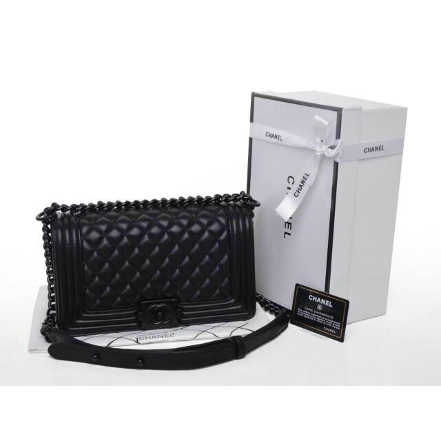 REAL STOK YA  Chanel Boy So Black Semi Premium Authentic