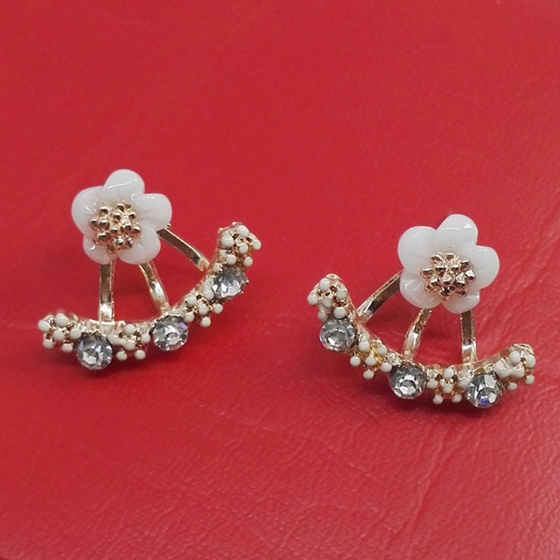 Anting Stud Desain Bunga Daisy Gaya Korea Untuk Wanita