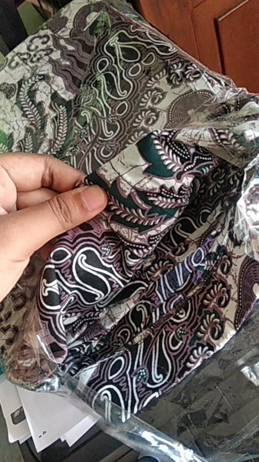 Batik Couple Terbaru Gamis Velvet