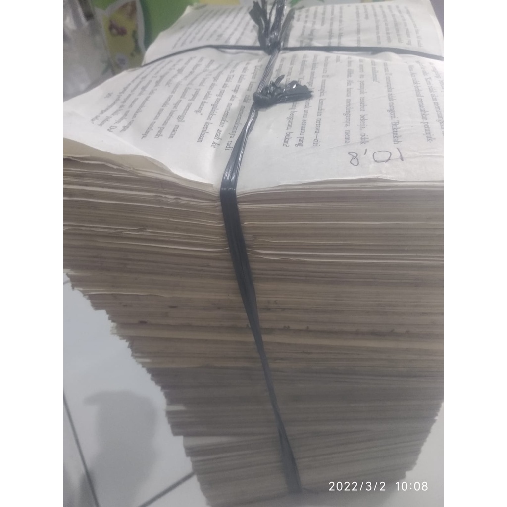 

Kertas Kiloan Untuk Bungkus Nasi 1 Kg TULISAN (Sortiran Percetakan)