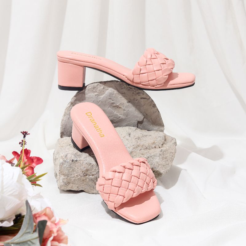 BOTTEGA DRANATHA HEELS WANITA