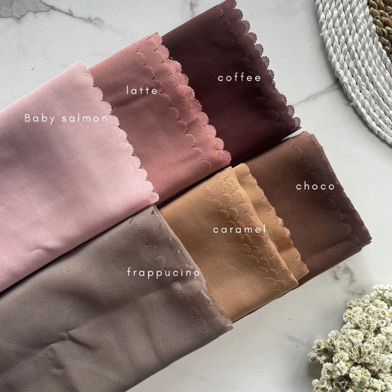 Jilbab Segiempat Laser Cut Uk 130x130 CM Fashion Wanita Muslimah Kekinian-4