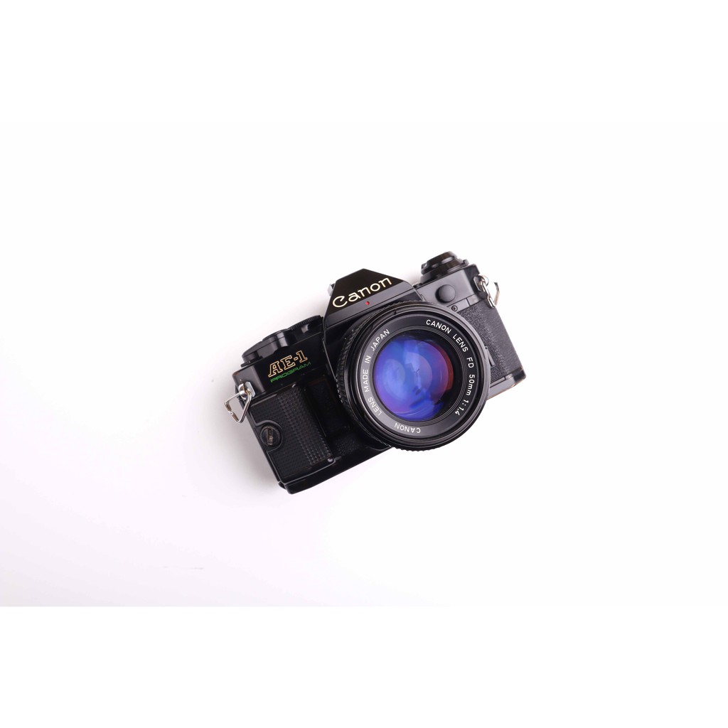 Kamera Analog SLR Canon AE-1 Program Excellent Condition 