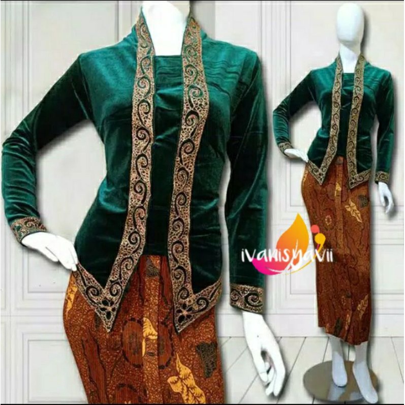 Kebaya Bludru Kutubaru (ModeL Lengkap)