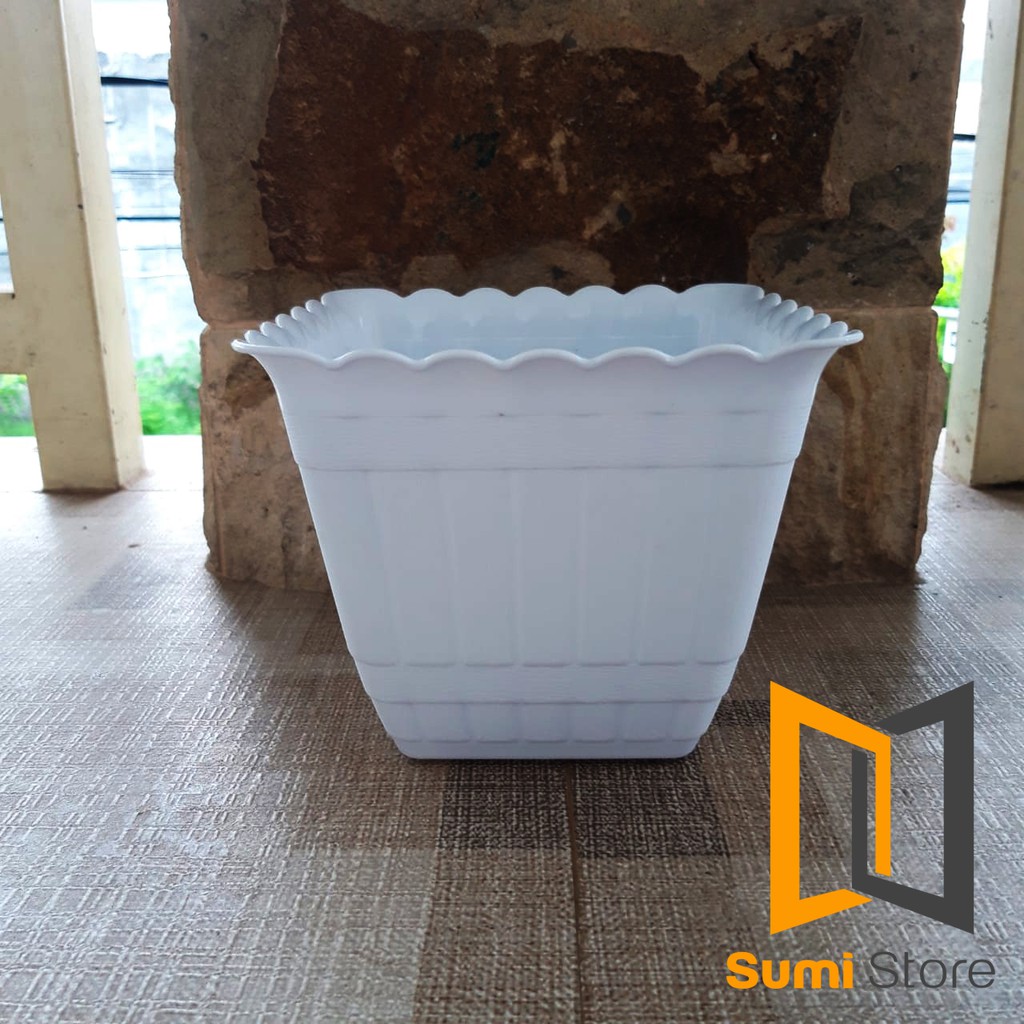 Pot Persegi / Kotak 25 (D16cm) Merk Amanda Harga Grosir Murah Se INDONESIA