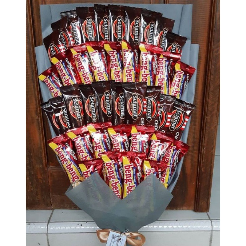 

Bucket Snack selamat & beng-beng