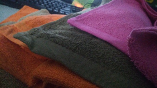 Paket Handuk Mutia Jumbo Isi 4 Warna Mix