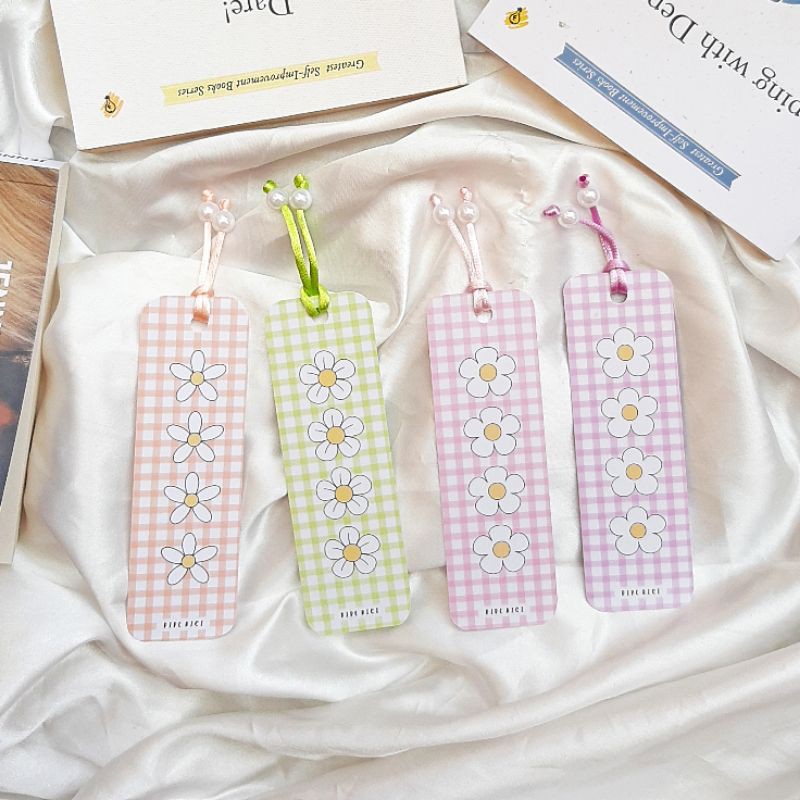 

Colorful Bookmark Edition
