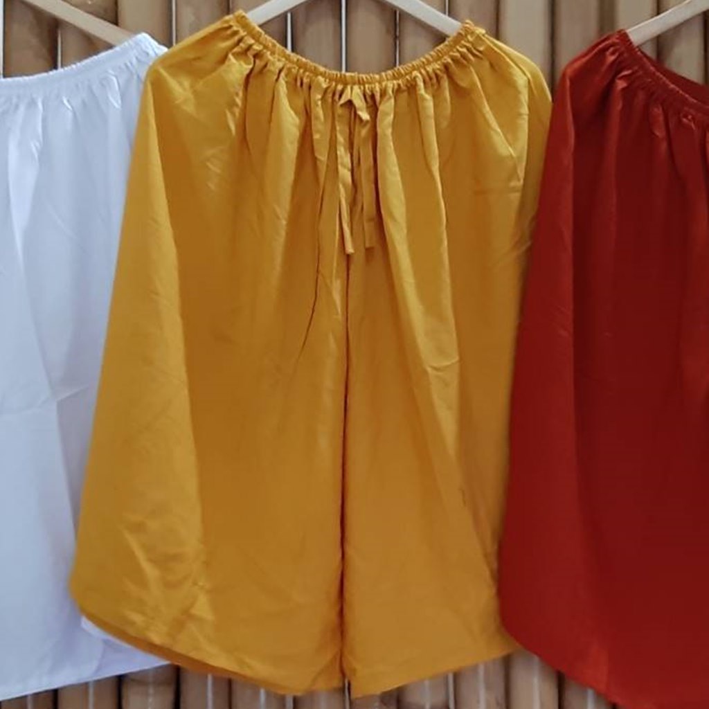 Celana Kulot 3/4 Jumbo Bali Warna Polos Rayon Lembut dan Adem-2