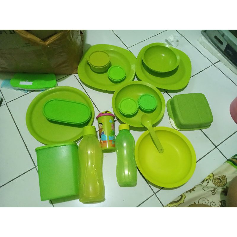 tupperware Second Hijau