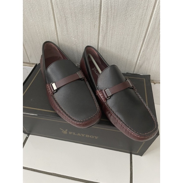 preloved sepatu pria merk playboy kulit