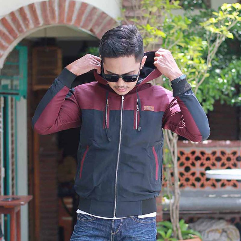 Jaket Windbreaker / Jaket Hoodie Pria Jaket Motor Travelling Waterproof