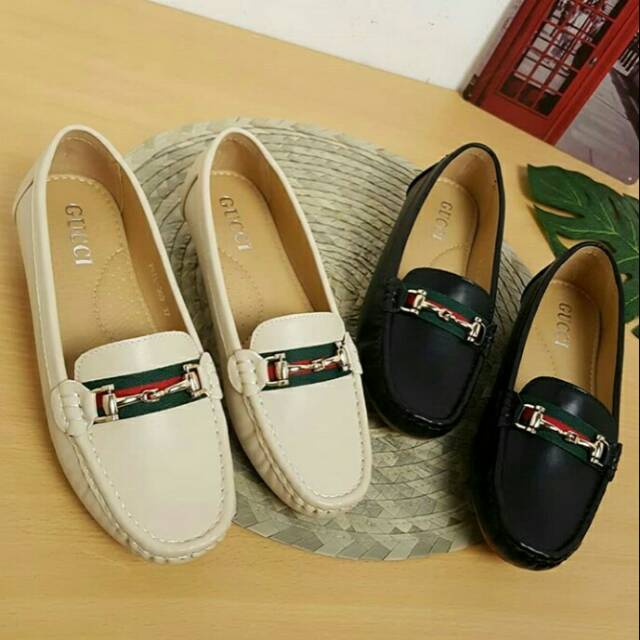 Gucci 369CL shoes