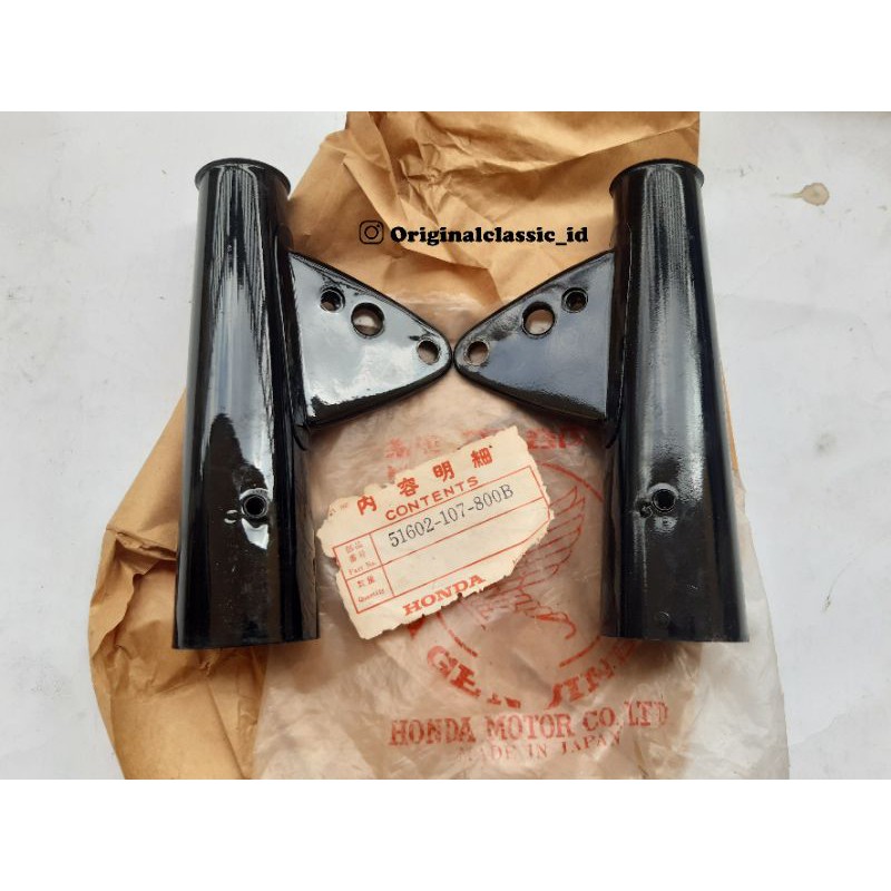 kupingan lampu cb100 cb125 original