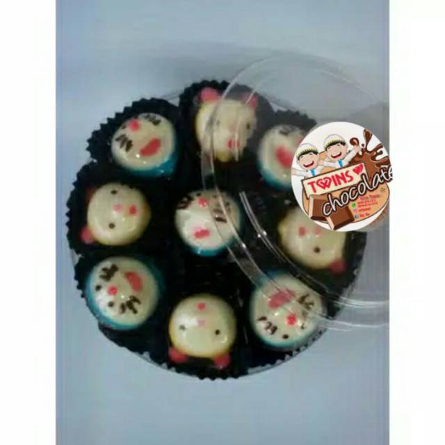 

Cokelat karakter doraemon & doremi