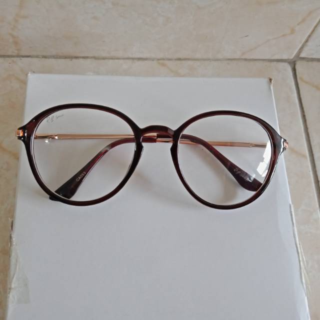 Kacamata oval coklat gagang besi ca053
