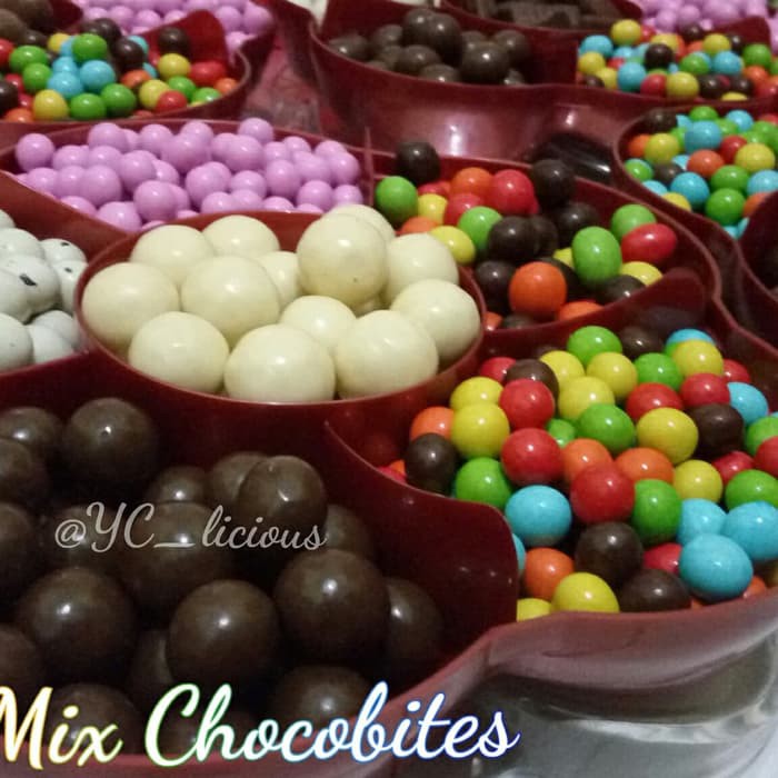 

Parcel Coklat mix Chocobite Flower