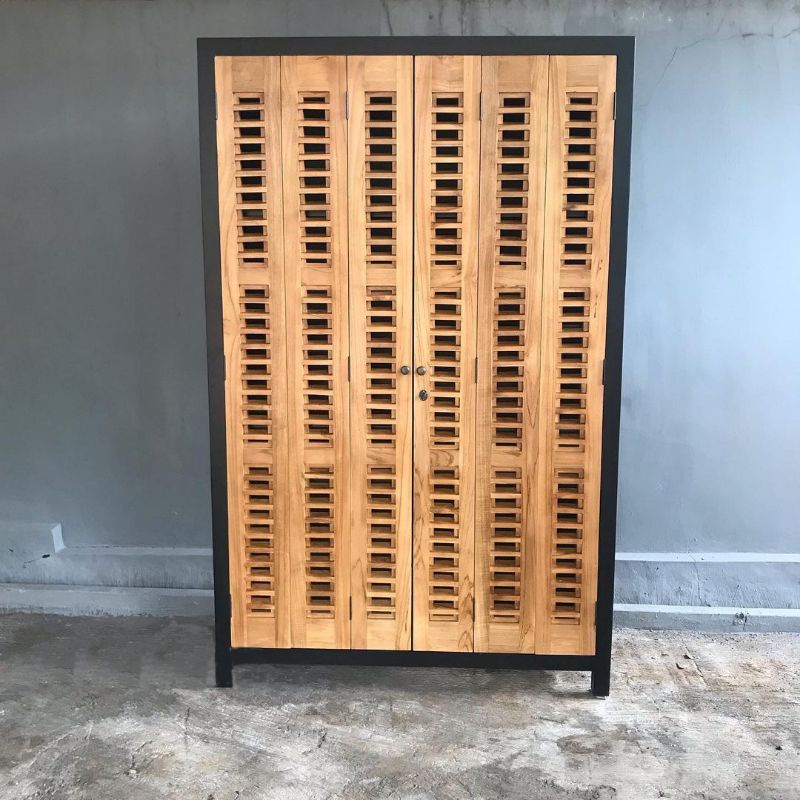 lemari whine/Kabinet whine bar kayu solid