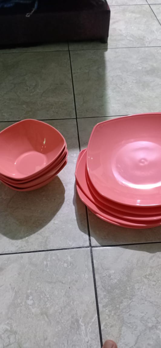 Paket Piring Kotak & Mangkok Kotak Kode:p3