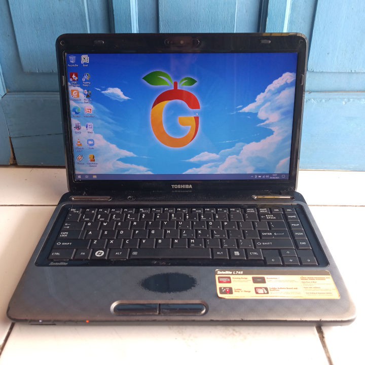 Toshiba L745 Intel Core i3 SSD 128GB RAM 4GB WIndows 10 Double Storage Dual Drive Bluetooth HDMI